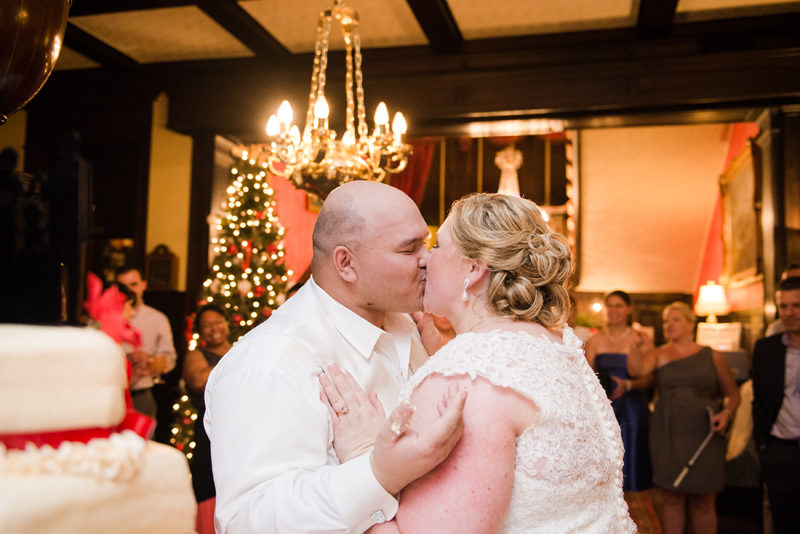 Christmas in July - The Mansion at Valley Country Club by Britney Clause Photography