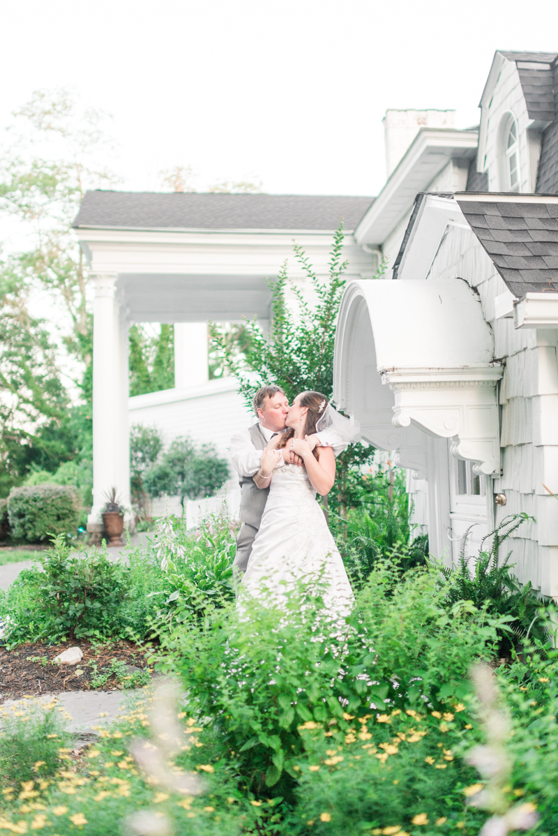 maryland-wedding-photographer-overhills-mansion-catonsville-0027-photo