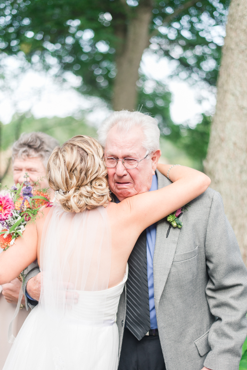 wedding-photographers-in-maryland-flora-corner-farm-042-photo