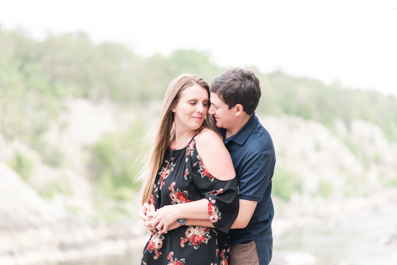 wedding-photographers-in-maryland-great-falls-park-engagement-0013-photo