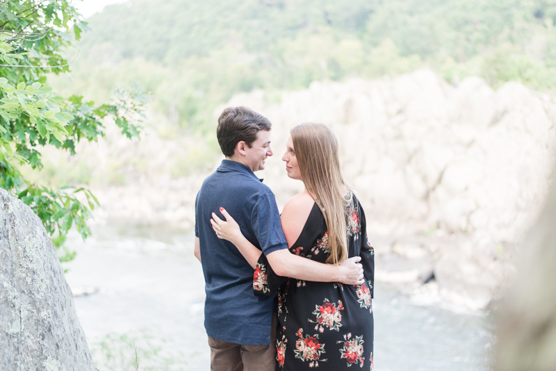 wedding-photographers-in-maryland-great-falls-park-engagement-0019-photo