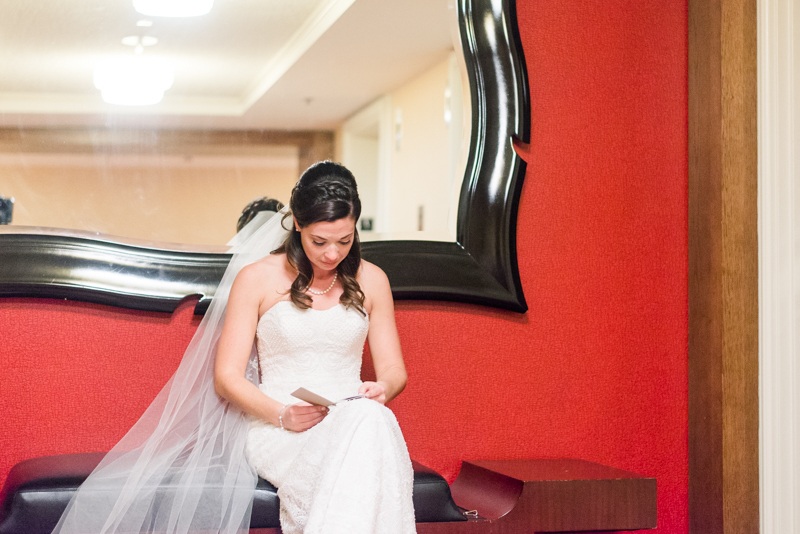 wedding-photographers-in-maryland-elkridge-furnace-inn-baltimore-0023-photo