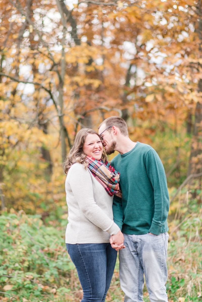 Fall engagement session in Gettysburg National Military Park 