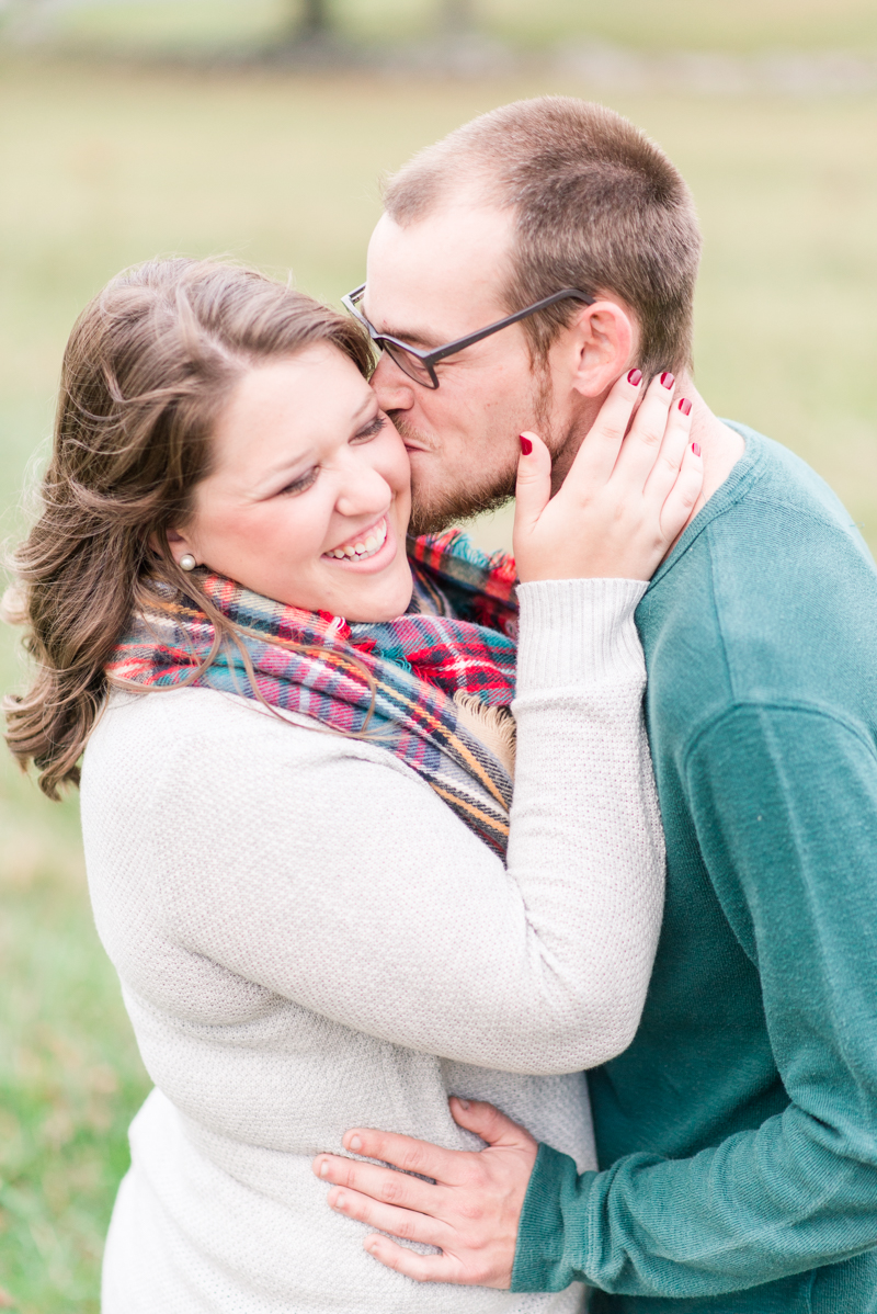 Fall engagement session in Gettysburg National Military Park 