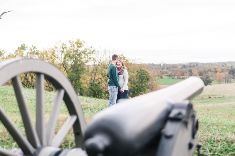Fall engagement session in Gettysburg National Military Park 