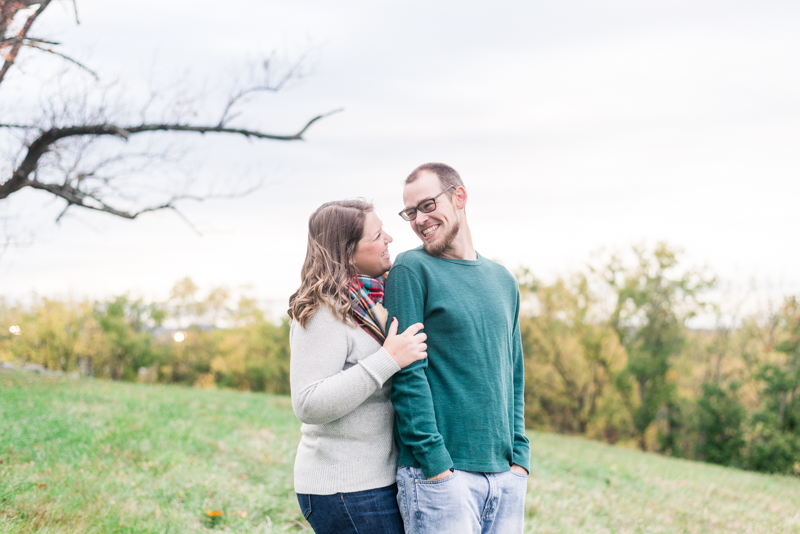 Fall engagement session in Gettysburg National Military Park 