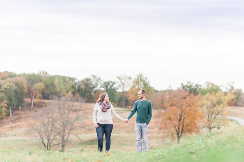 Fall engagement session in Gettysburg National Military Park 