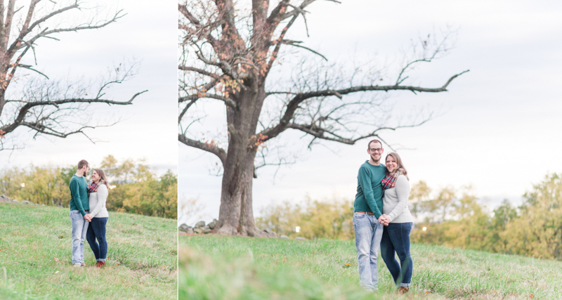 Fall engagement session in Gettysburg National Military Park 