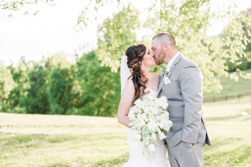 wedding photographers in maryland robin hill farm brandywine vogel flowers