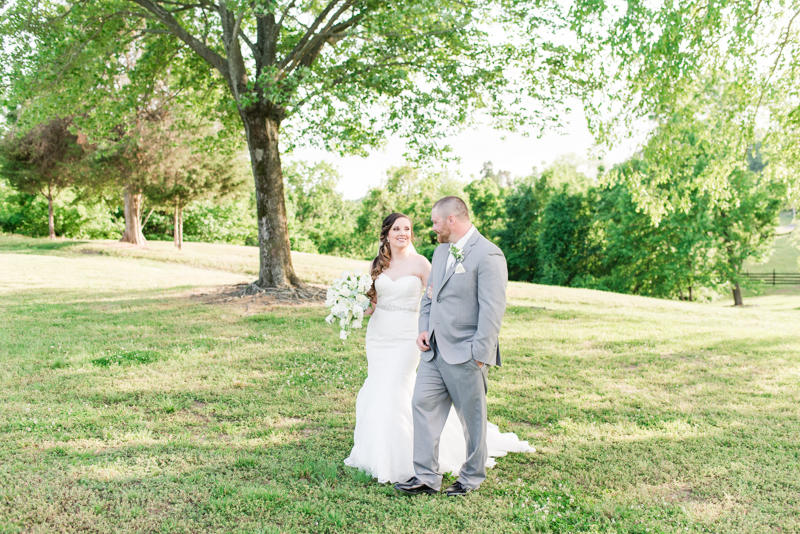 wedding photographers in maryland robin hill farm brandywine vogel flowers