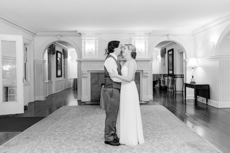 Wedding Photographers in Maryland Liriodendron Bel Air 