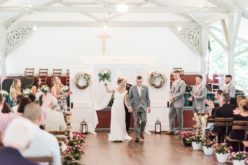 wedding photographers in maryland emory grove hotel tabernacle glyndon 