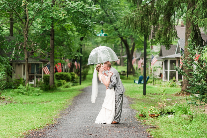 wedding photographers in maryland emory grove hotel glyndon rainy day