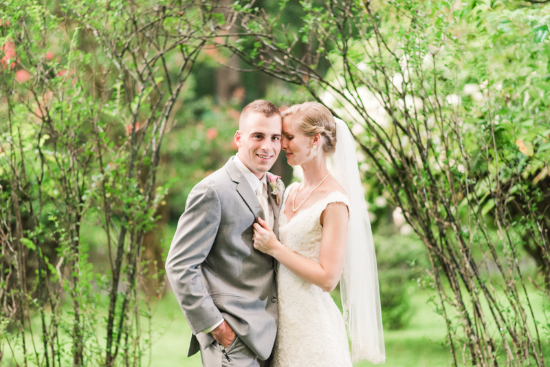 wedding photographers in maryland emory grove hotel glyndon rain day