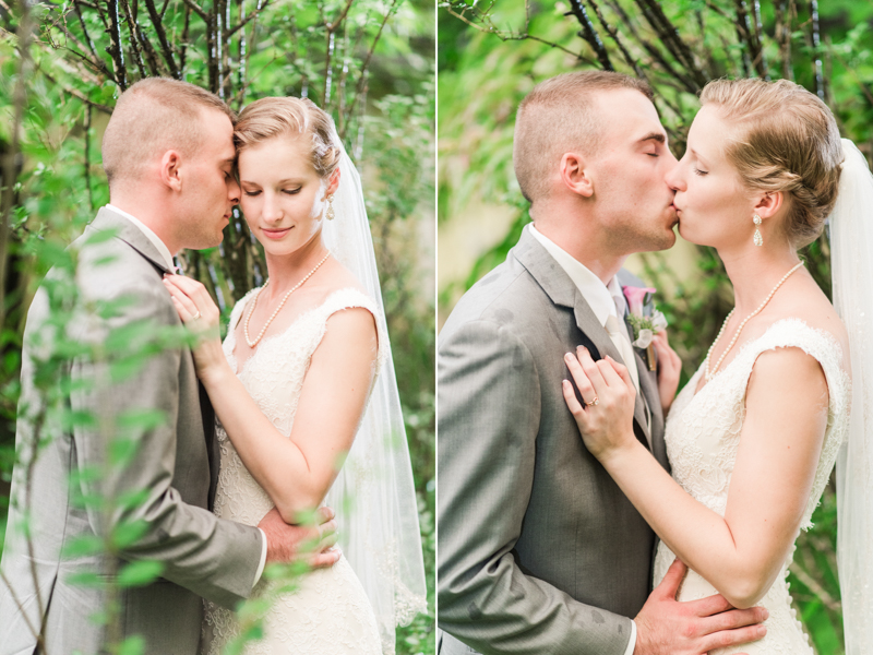 wedding photographers in maryland emory grove hotel glyndon rain day