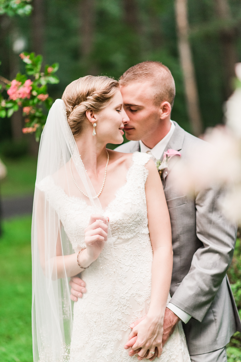 wedding photographers in maryland emory grove hotel glyndon rain day