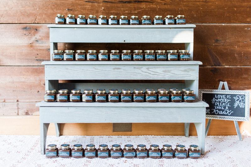 wedding photographers in maryland baltimore rocklands farm fall apple butter favors