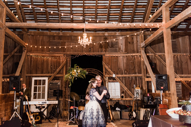 wedding photographers in maryland baltimore rocklands farm fall