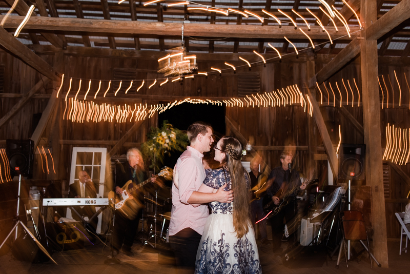 wedding photographers in maryland baltimore rocklands farm fall