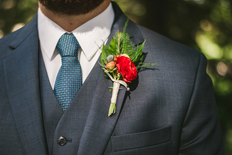 Love and Cookies at this Chanteclaire Farm Wedding | Emily & Mario ...