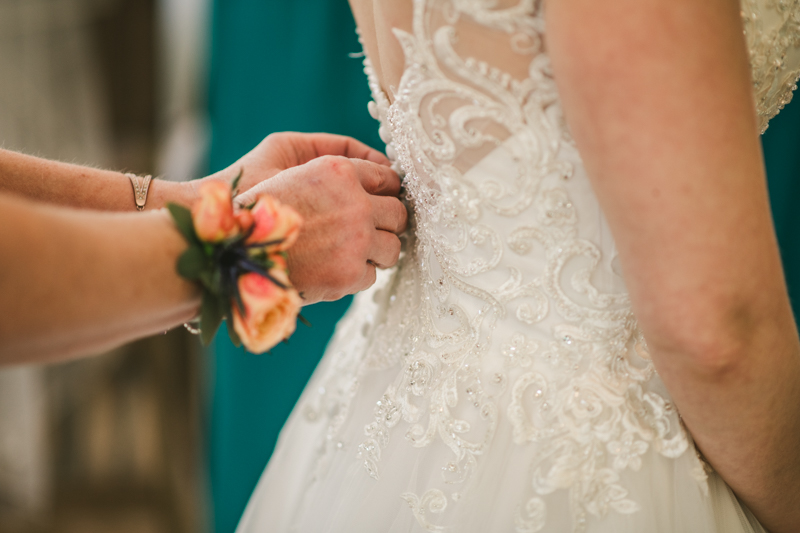 A gorgeous Spring wedding at Renditions Golf Course in Davidsonville, Maryland photographed by Britney Clause Photography a wedding photographer in Maryland