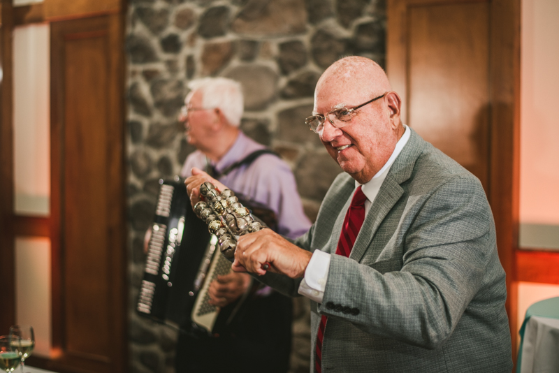 A gorgeous Spring wedding at Renditions Golf Course in Davidsonville, Maryland photographed by Britney Clause Photography a wedding photographer in Maryland