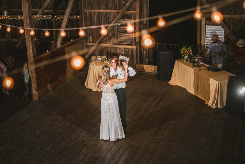 A gorgeous summer wedding at Rocklands Farm Winery in Poolesville, Maryland by Britney Clause Photography a husband and wife wedding photographer team in Maryland