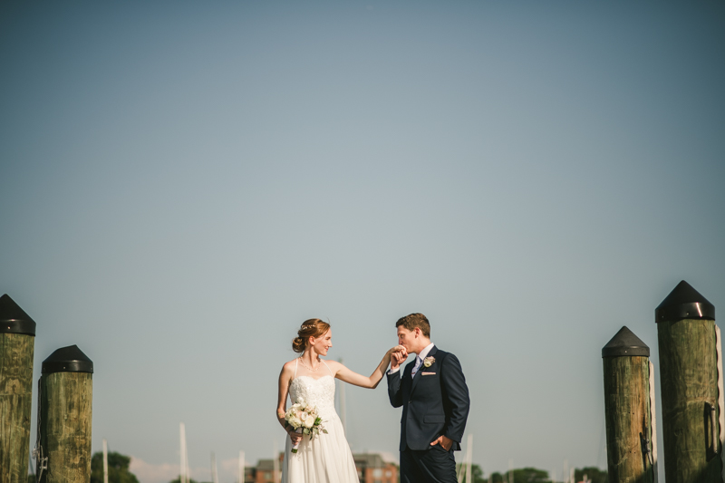 Summer wedding portraits in Downtown Annapolis by Britney Clause Photography, wedding photographers in Maryland