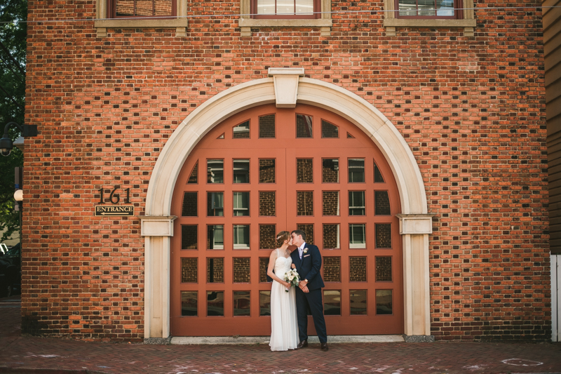 Summer wedding portraits at Downtown Annapolis by Britney Clause Photography, wedding photographers in Maryland