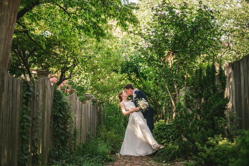 Summer wedding portraits at Downtown Annapolis by Britney Clause Photography, wedding photographers in Maryland