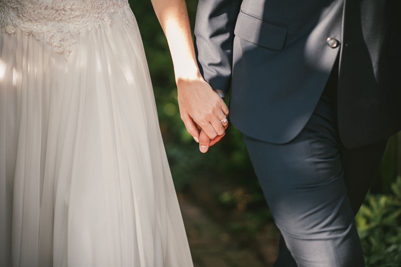 Summer wedding portraits at Downtown Annapolis by Britney Clause Photography, wedding photographers in Maryland