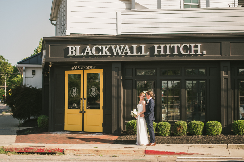 Summer wedding portraits at Downtown Annapolis by Britney Clause Photography, wedding photographers in Maryland