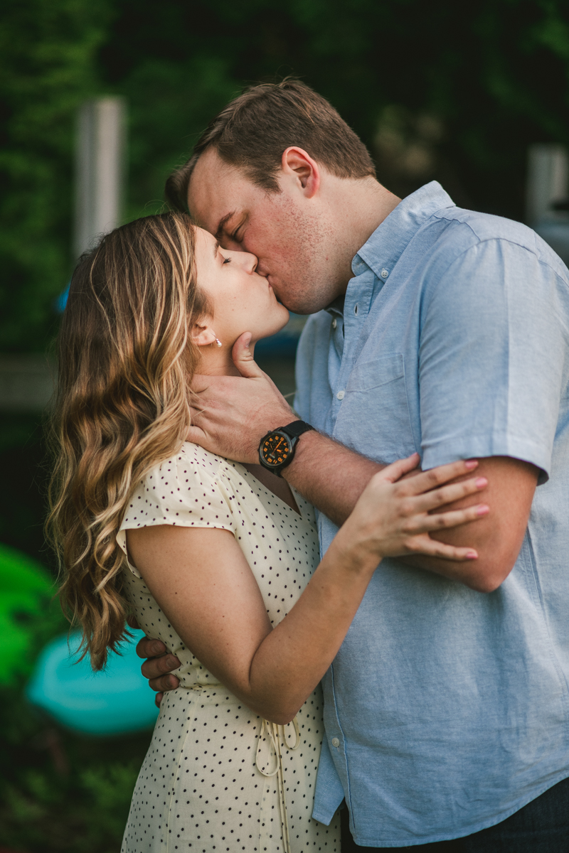 A gorgeous engagement session in Annapolis Maryland at Sherwood Forest by Britney Clause Photography