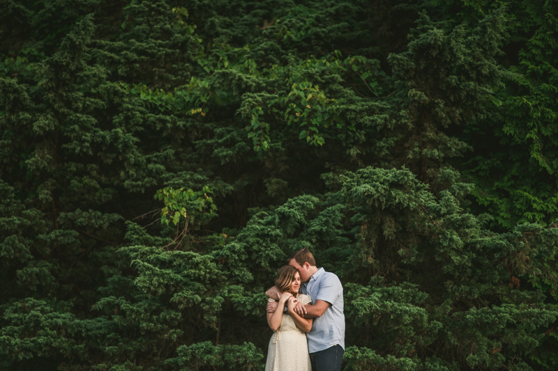 A gorgeous engagement session in Annapolis Maryland at Sherwood Forest by Britney Clause Photography