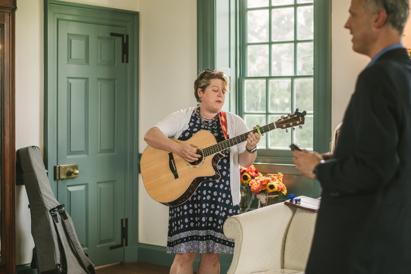 A gorgeous summer wedding at Dulany's Overlook in Frederick Maryland by Britney Clause Photography, wedding photographers in Maryland. 