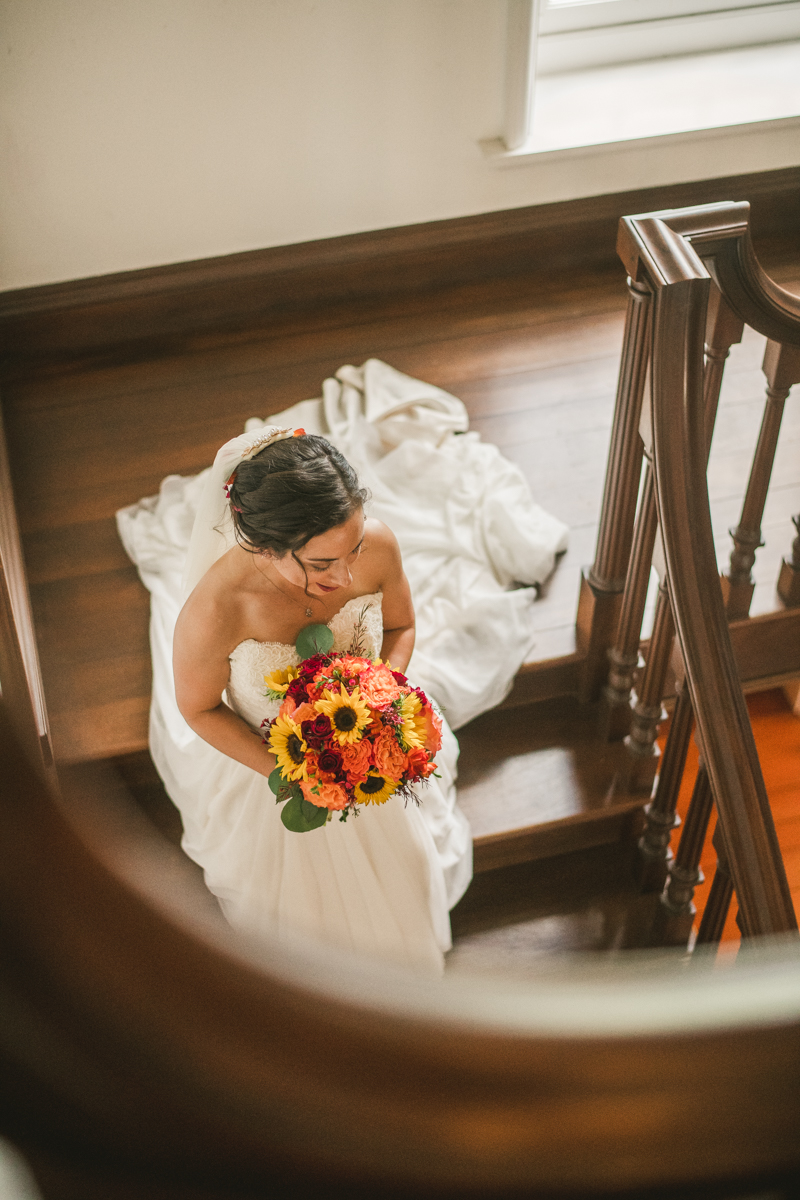 A gorgeous summer wedding at Dulany's Overlook in Frederick Maryland by Britney Clause Photography, wedding photographers in Maryland. 