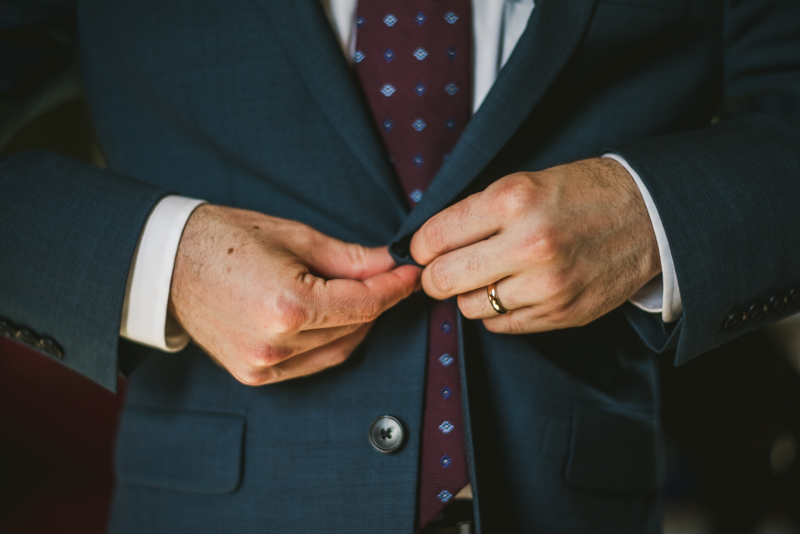 A gorgeous summer wedding at Dulany's Overlook in Frederick Maryland by Britney Clause Photography, wedding photographers in Maryland. 