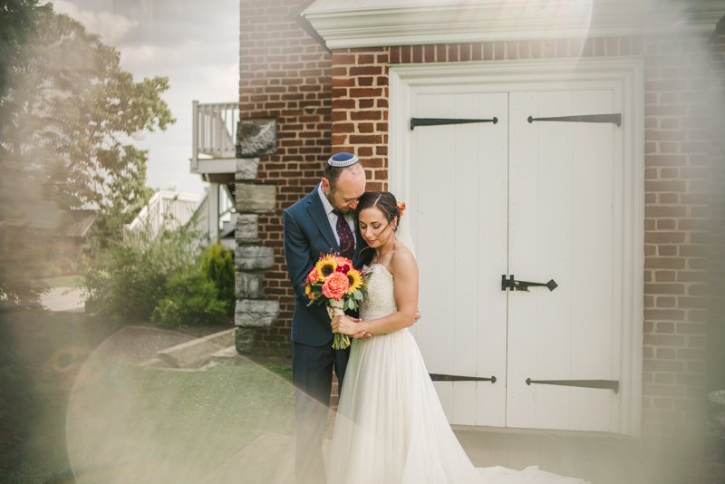 A gorgeous summer wedding at Dulany's Overlook in Frederick Maryland by Britney Clause Photography, wedding photographers in Maryland. 