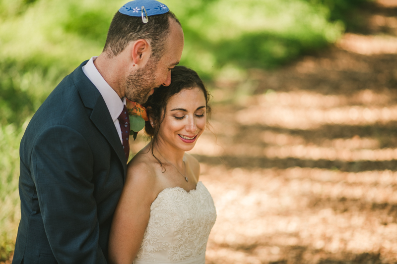 A gorgeous summer wedding at Dulany's Overlook in Frederick Maryland by Britney Clause Photography, wedding photographers in Maryland. 