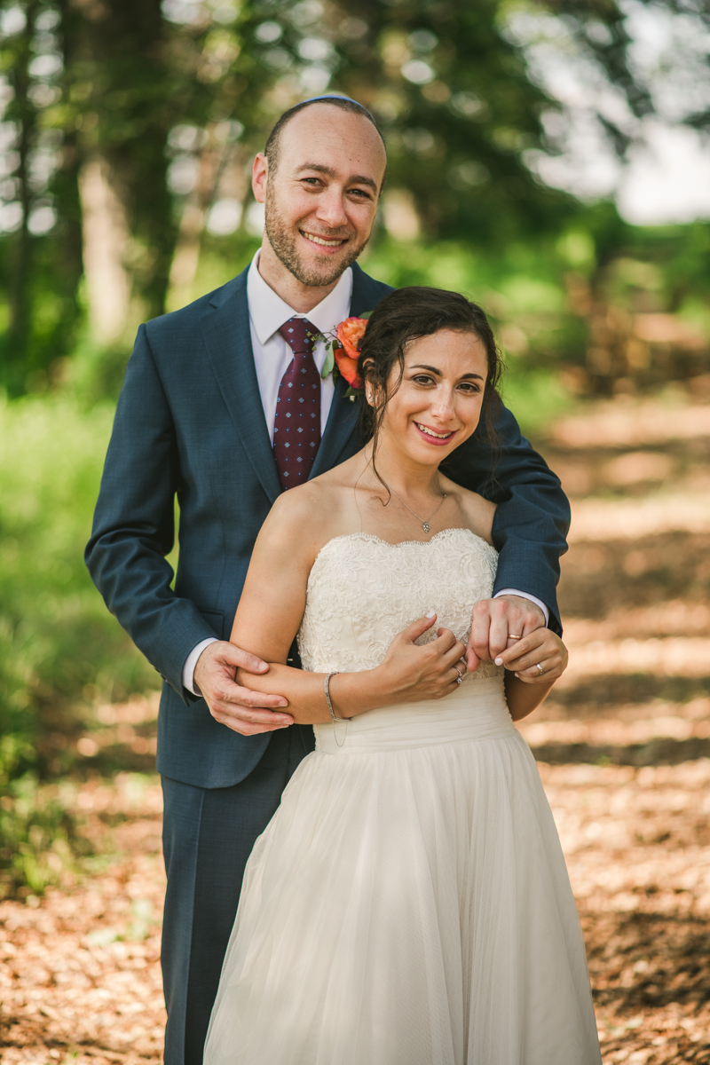 A gorgeous summer wedding at Dulany's Overlook in Frederick Maryland by Britney Clause Photography, wedding photographers in Maryland. 