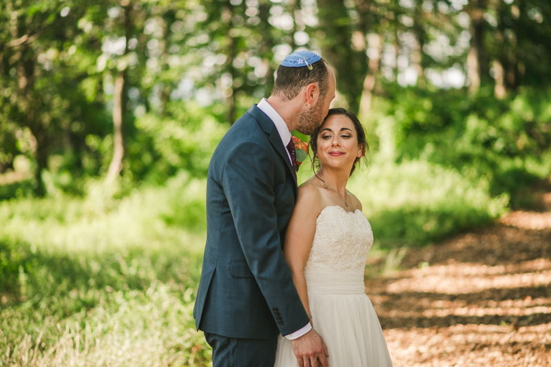 A gorgeous summer wedding at Dulany's Overlook in Frederick Maryland by Britney Clause Photography, wedding photographers in Maryland. 