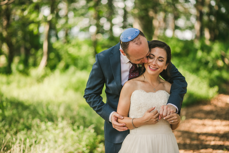 A gorgeous summer wedding at Dulany's Overlook in Frederick Maryland by Britney Clause Photography, wedding photographers in Maryland. 