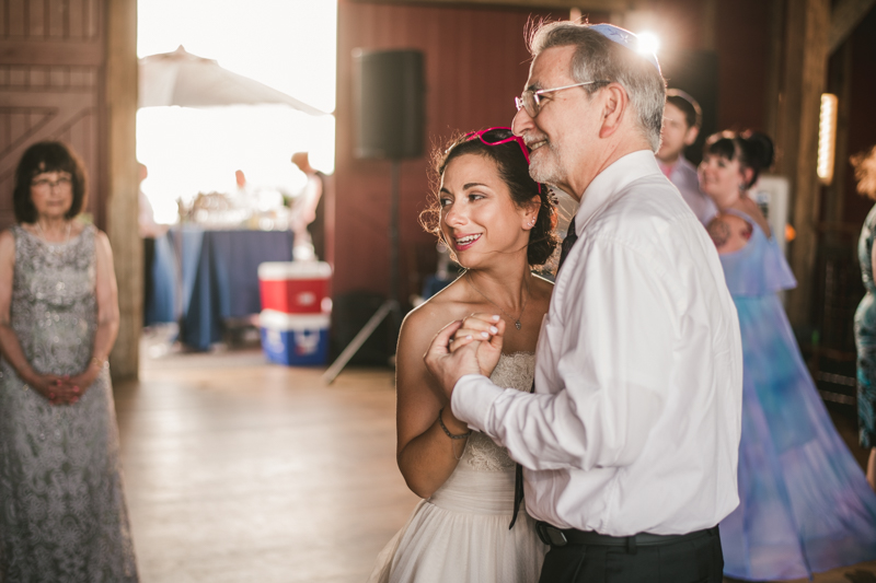 A gorgeous summer wedding at Dulany's Overlook in Frederick Maryland by Britney Clause Photography, wedding photographers in Maryland. 