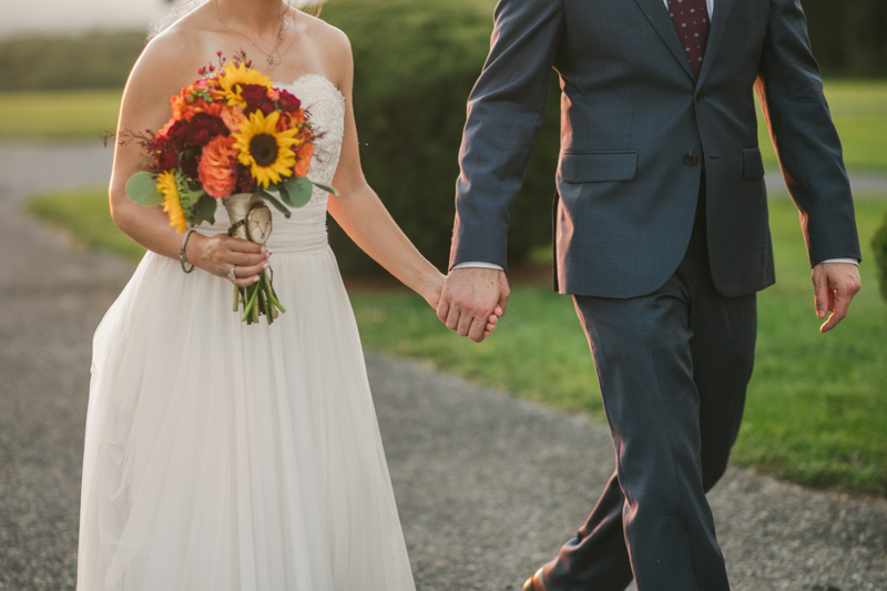 A gorgeous summer wedding at Dulany's Overlook in Frederick Maryland by Britney Clause Photography, wedding photographers in Maryland. 