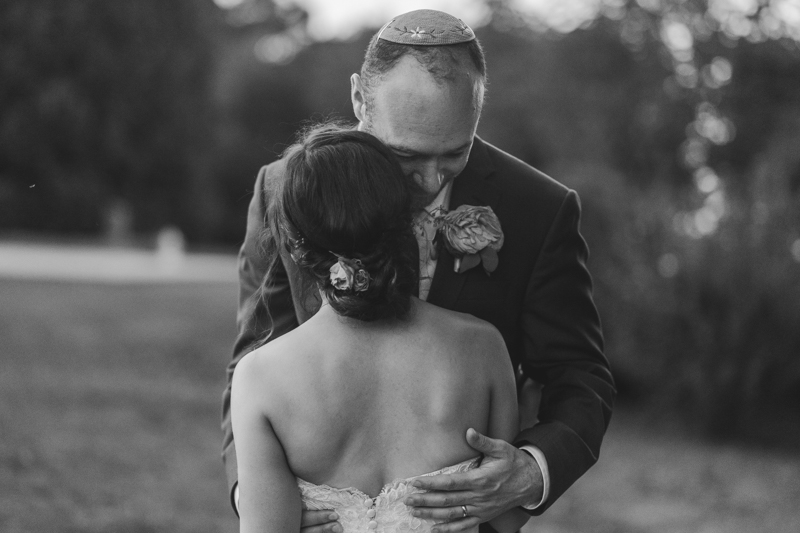 A gorgeous summer wedding at Dulany's Overlook in Frederick Maryland by Britney Clause Photography, wedding photographers in Maryland.