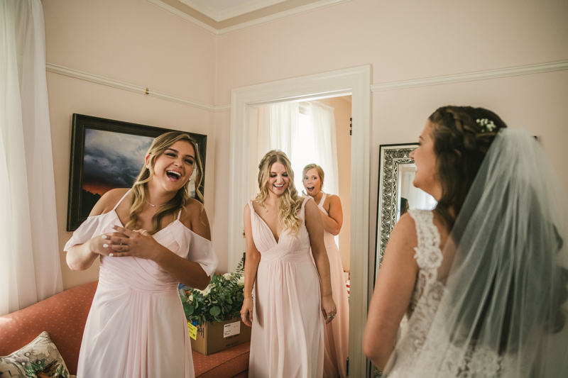 A gorgeous August wedding at Liriodendron Mansion in Bel Air, Maryland by Britney Clause Photography