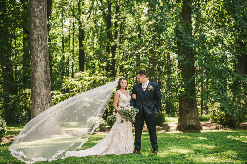 A gorgeous August wedding at Liriodendron Mansion in Bel Air, Maryland by Britney Clause Photography