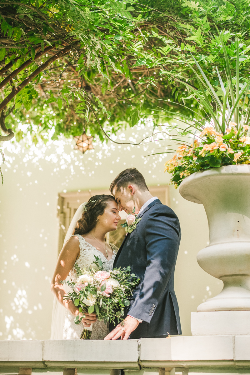 A gorgeous August wedding at Liriodendron Mansion in Bel Air, Maryland by Britney Clause Photography