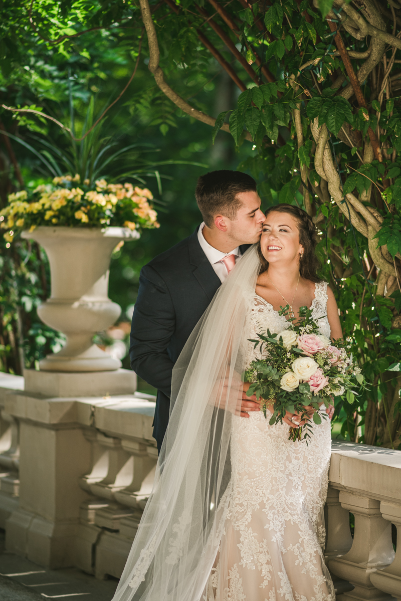 A gorgeous August wedding at Liriodendron Mansion in Bel Air, Maryland by Britney Clause Photography