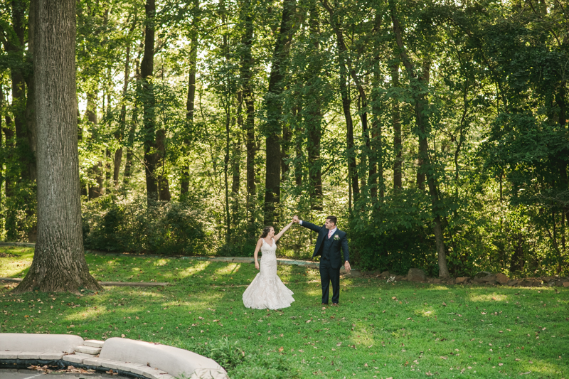 A gorgeous August wedding at Liriodendron Mansion in Bel Air, Maryland by Britney Clause Photography